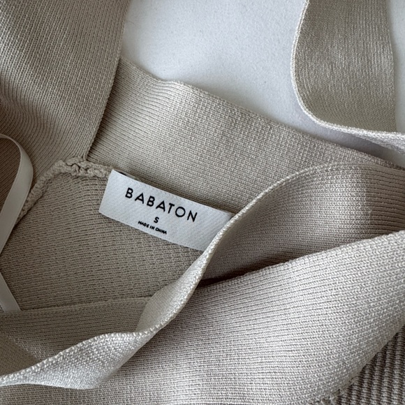 Babaton Cream Ribbed Crop Top - Picture 2 of 2